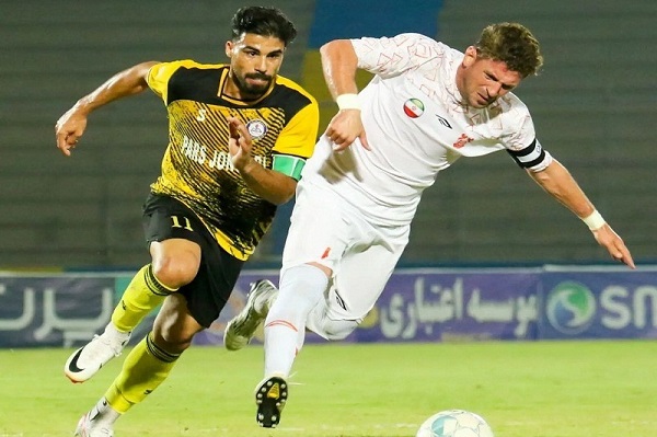 مس همچنان میبازد