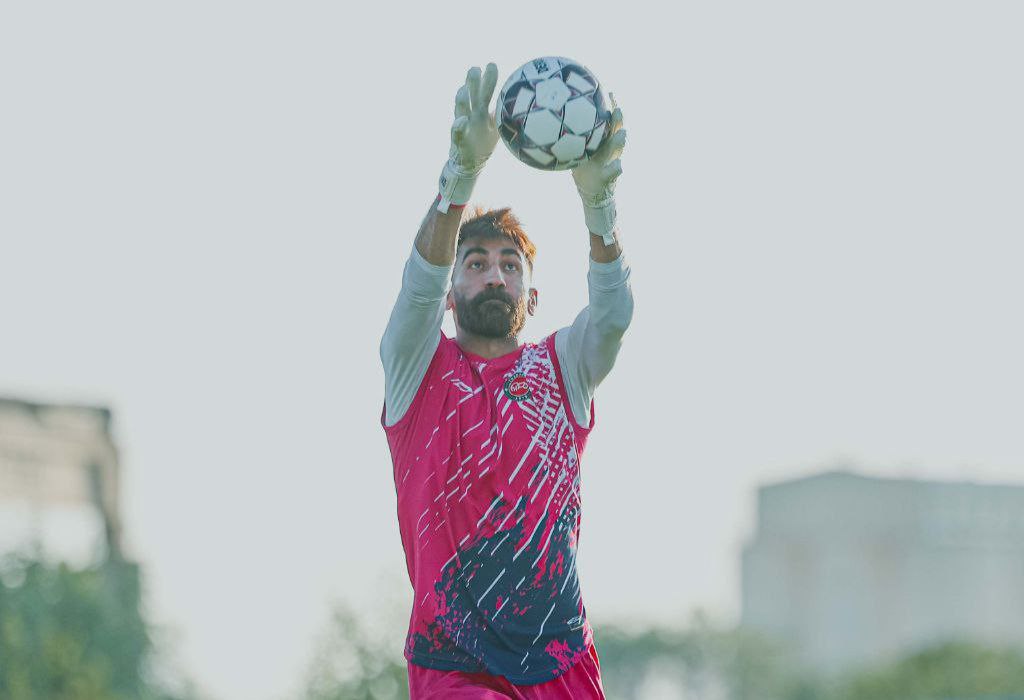 بیرو vs پرسپولیس؛ جنجال ادامه دارد علیرضا بیرانوند,تراکتور,پرسپولیس,