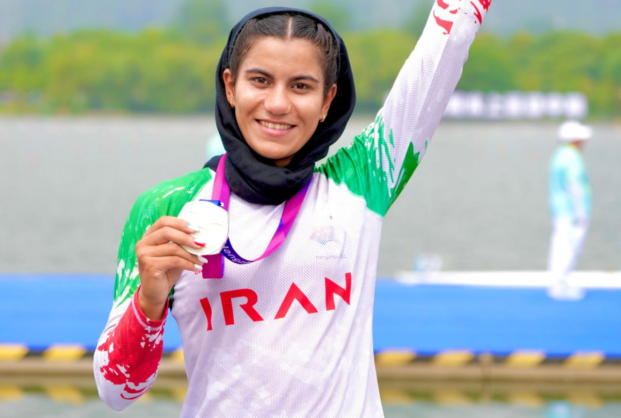 فاطمه مجلل,قایقران روئینگ,