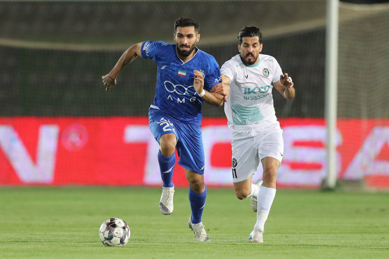 عارف آقاسی,تراکتور,استقلال,