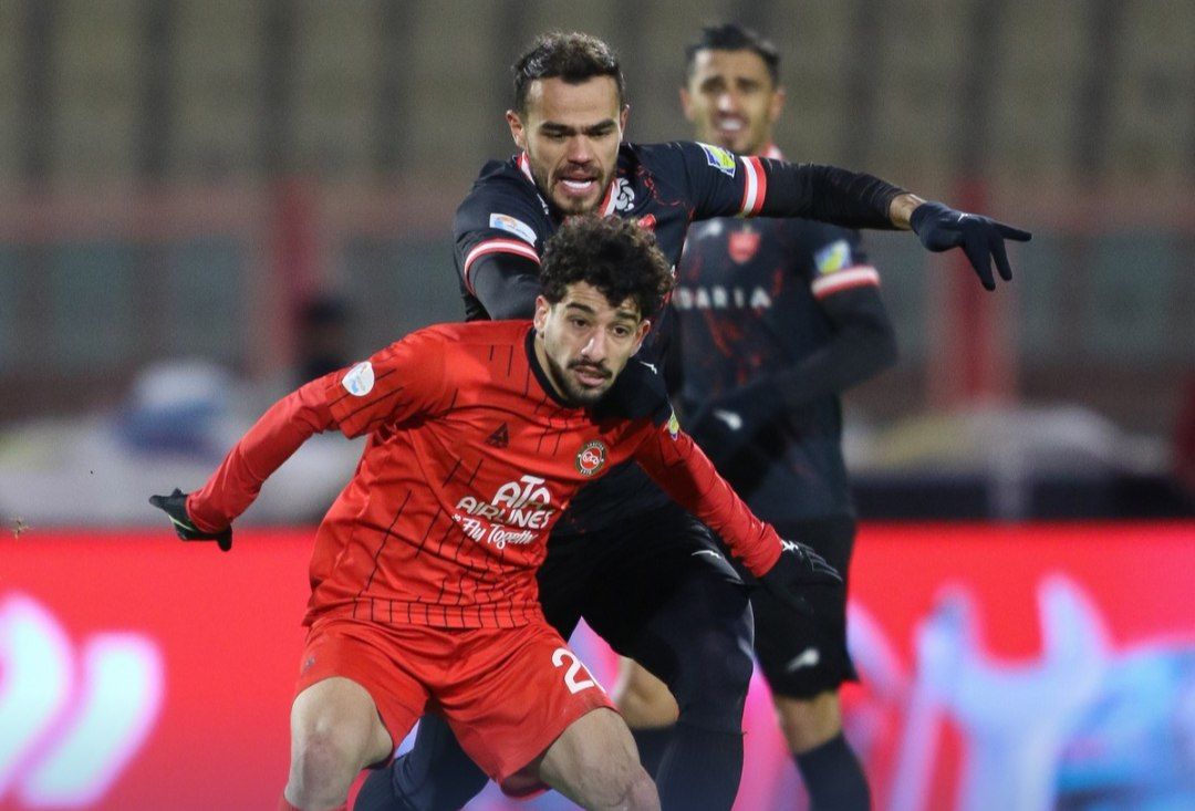 تراکتور ,لیگ برتر فوتبال ایران ,پرسپولیس ,