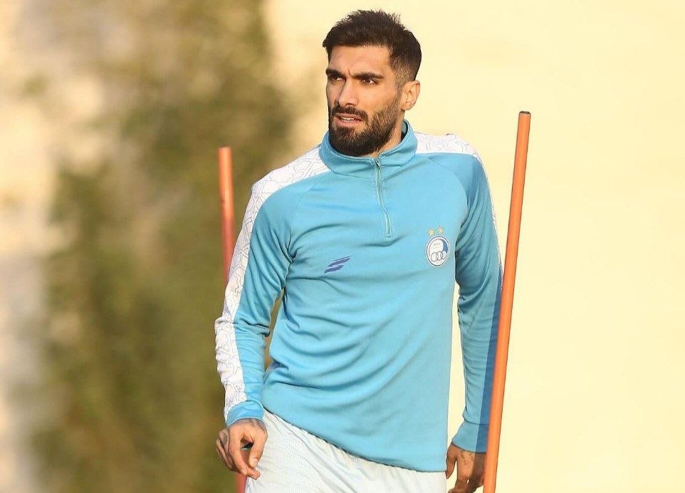 عارف آقاسی,تراکتور,استقلال,